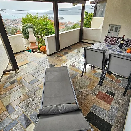 Plejic Apartment *