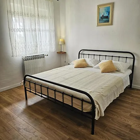 Plejic Apartment Seget Vranjica
